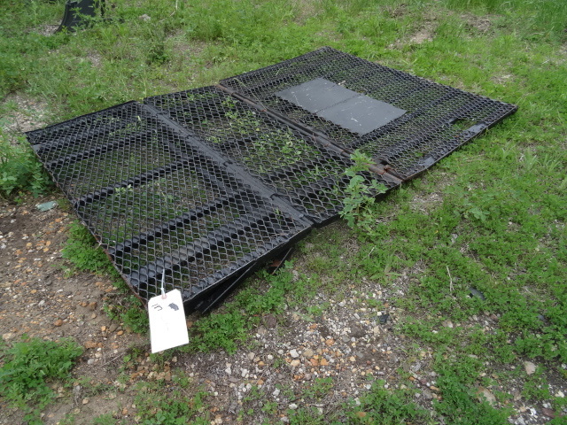 lot 187 image: Folding Steel Ramp, well built, hea...
