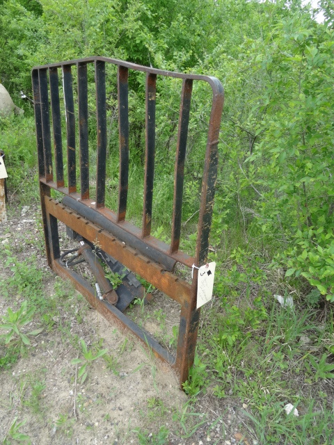 lot 3 image: Class 3 Side Shifter Attachment w ...