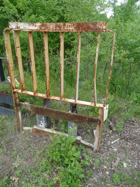 lot 2 image: 40 Class 2 Forklift Carriage...