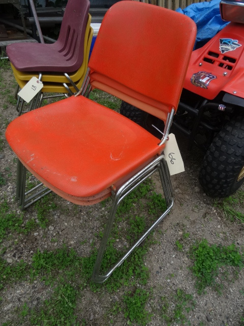 lot 66 image: Samsonite chairs - 3...
