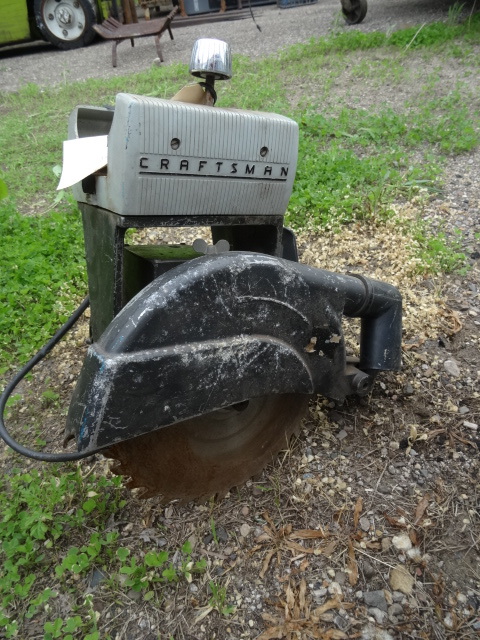 lot 116 image: Craftsman Radial Saw, works...