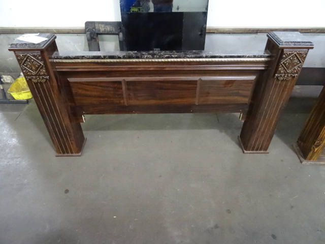 lot 89 image: Footboard w marble look accents, 6...