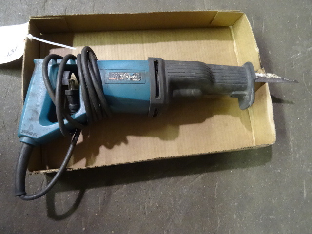 lot 151 image: Makita JR3000V Sawzall, electric, w...