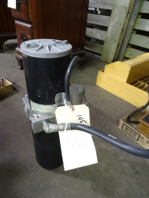 lot 145 image: JSB Hydraulic Pump 11489 and Reserv...