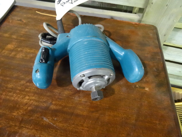 lot 160 image: Makita Router - Model 360BB, casing...