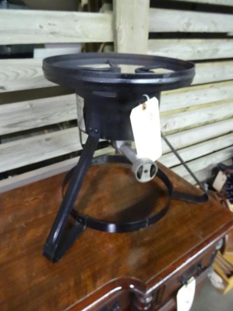 lot 175 image: Masterbuilt FryerBoiler model TFCM...
