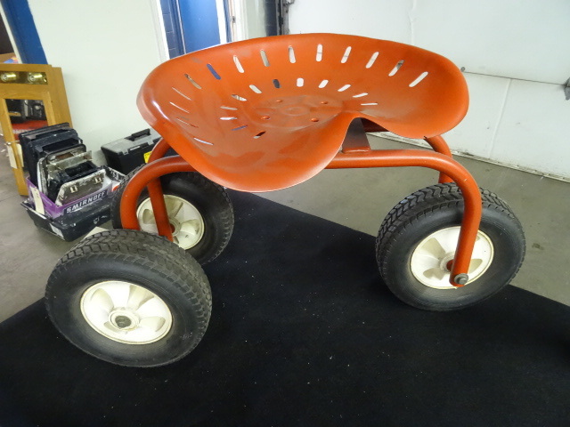lot 13 image: Rolling Garden Seat, seat swivels, ...