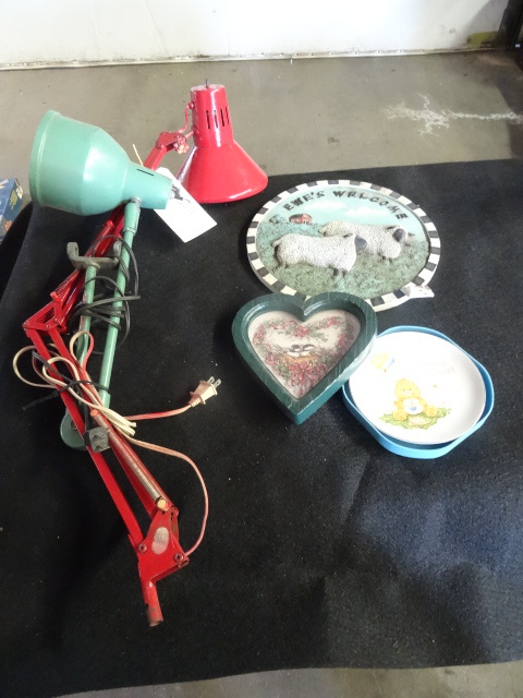 lot 211 image: Pair of desk Lamps, 1 red(missing c...