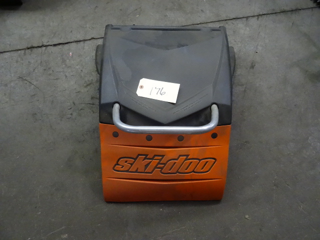 lot 176 image: Rear Beaver Tail for 2001 Ski Doo R...