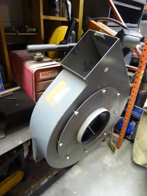 lot 225 image: Pacer BlowerVcuum Fan 8HPBriggs & ...