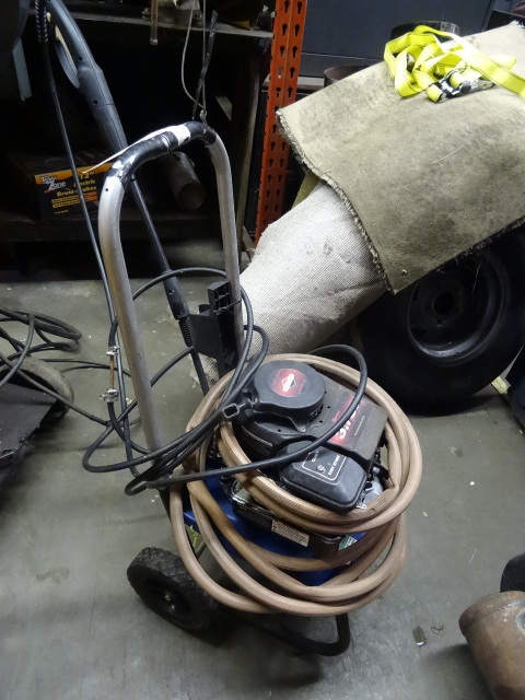 lot 207 image: Sprint Gas Pressure Washer, Model W...