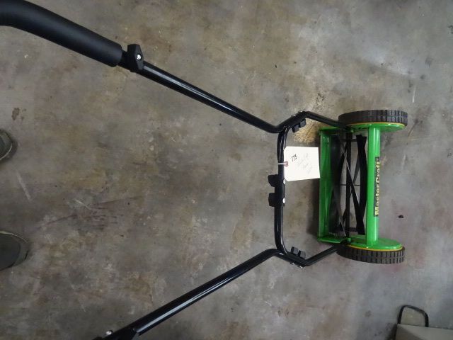 lot 173 image: Mastercrft Push Mower, 14 cut, NEW...
