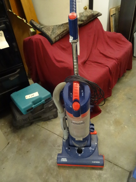 lot 171 image: Hoover Fusion Vacuum Cleaner, 12 am...