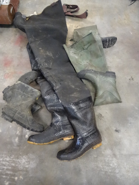 lot 163 image: Heavy Waders, size 10, Remington In...