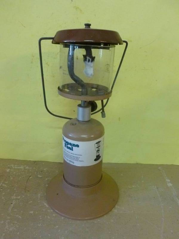 lot 40 image: Vintage Lantern