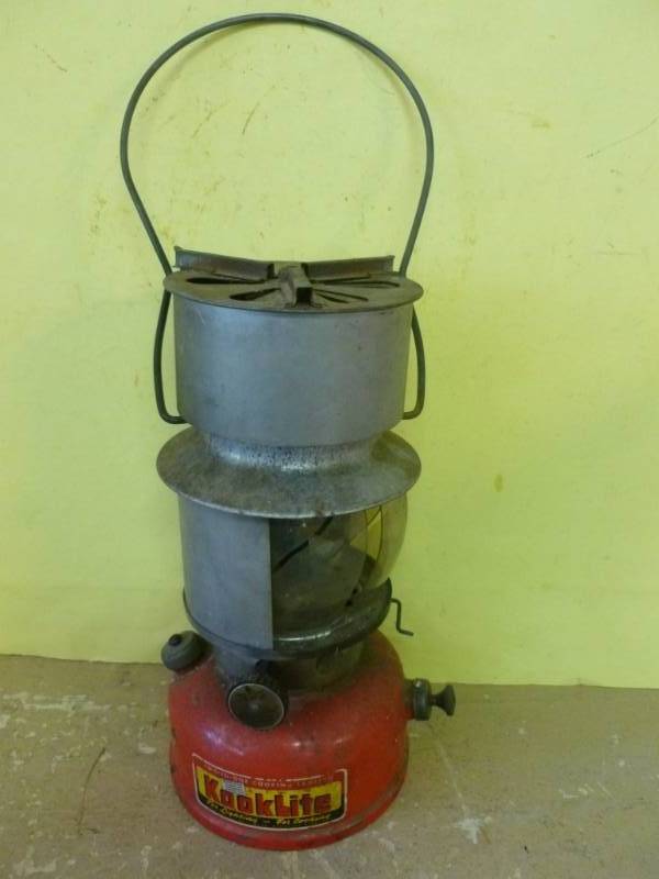 lot 42 image: Vintage Lantern