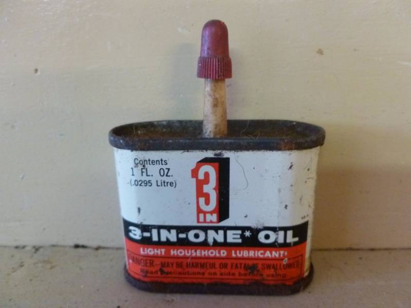 lot 59 image: Vintage Oil Can