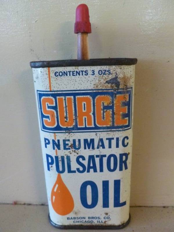 lot 63 image: Vintage Oil Can