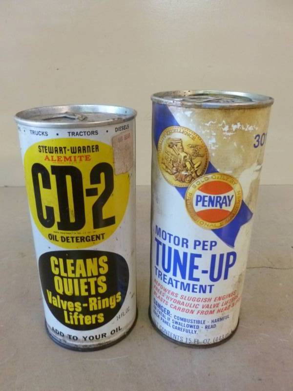 lot 134 image: Vintage Oil Cans