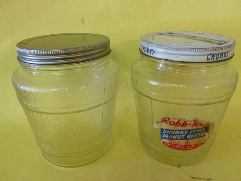 lot 147 image: Vintage Glass Jars