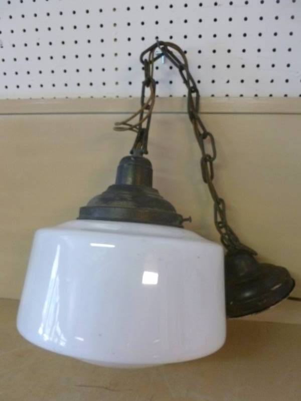 lot 157 image: Vintage Hanging Light