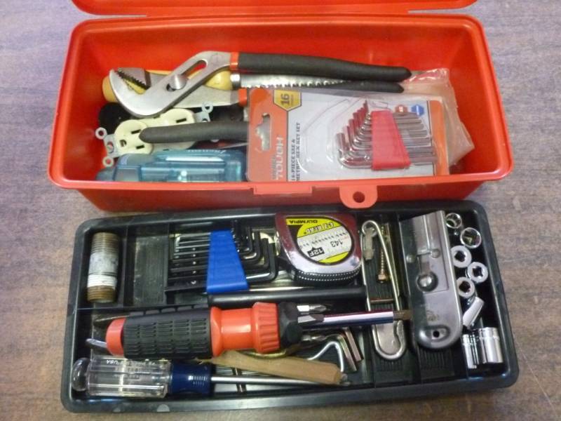 lot 164 image: Tools