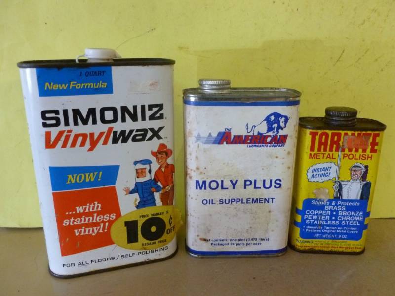 lot 202 image: Metal Containers