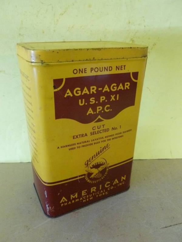 lot 204 image: Vintage Metal Container