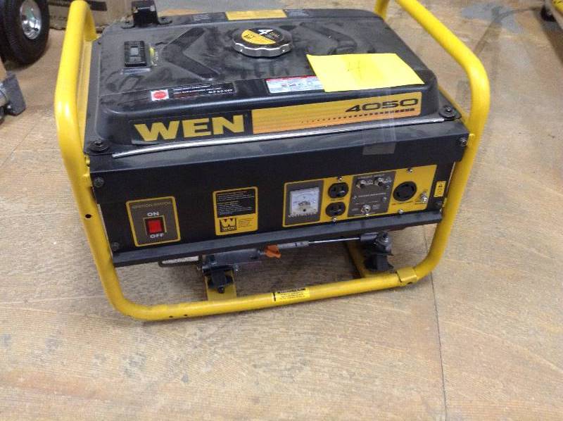 lot 4 image: WEN 3,500-Watt Gasoline Powered Portable Generator