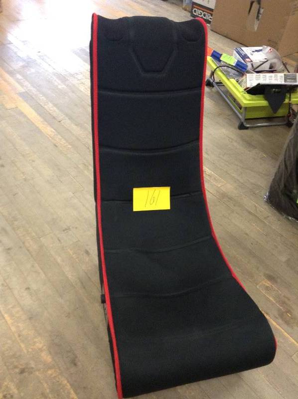 lot 161 image: Gaming Chair used
