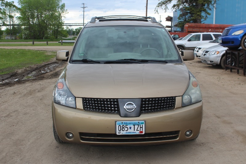 2004 Nissan Quest SE - NICE VAN