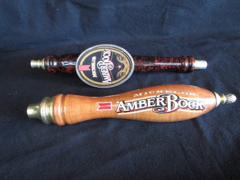 lot 21 image: Michelob Tap Handles
