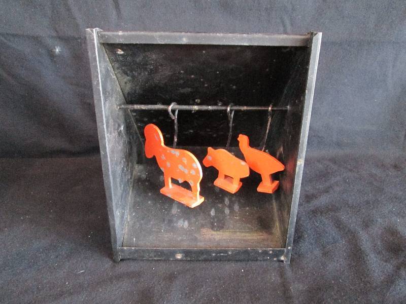 lot 48 image: Vintage Pellet Trap