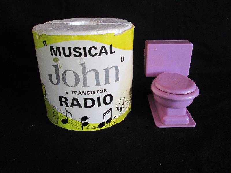 lot 52 image: Musical John radio