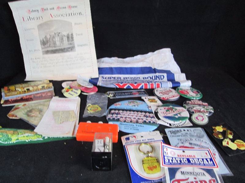 lot 117 image: Minnesota Twins Memorabilia