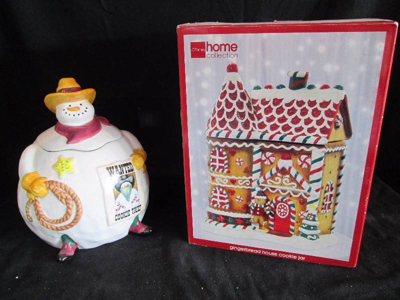 lot 130 image: Cookie Jars