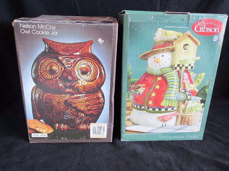 lot 131 image: Cookie Jars