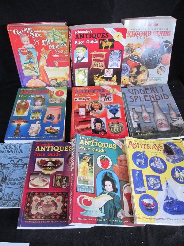 lot 166 image: Antiques Price Guides