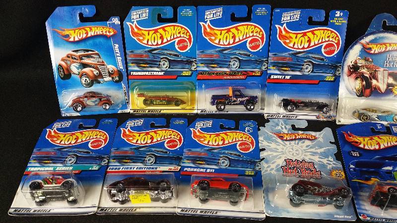 lot 191 image: 1990s & 2000s Hotwheels Die-Cast New in Box