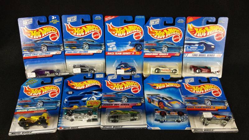 lot 196 image: 1990s & 2000s Hotwheels Die-Cast New in Box