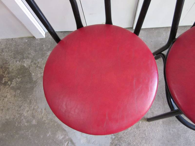 lot 152 image: 2 Metal Chairs with Red Vinyl Seat