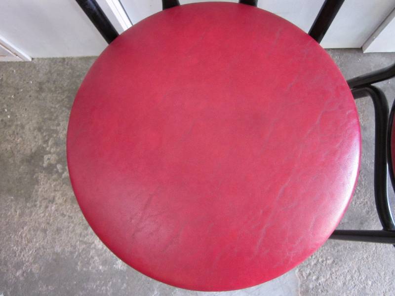 lot 164 image: 3 Metal Chairs with Red Vinyl Seat