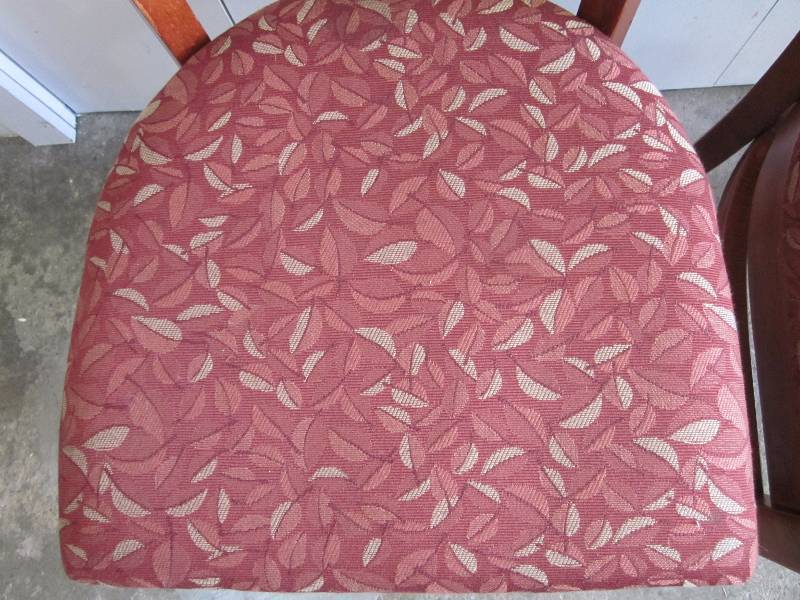 lot 103 image: 2 Wood Chairs with Cloth Seats