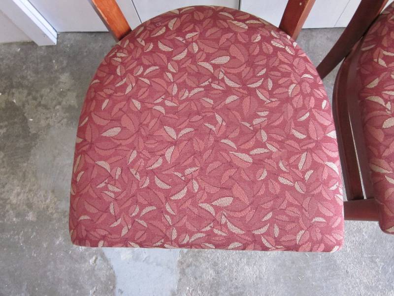 lot 113 image: 2 Wood Chairs with Cloth Seats