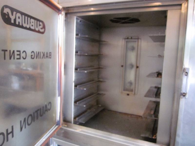 lot 7 image: Subway Baking Center