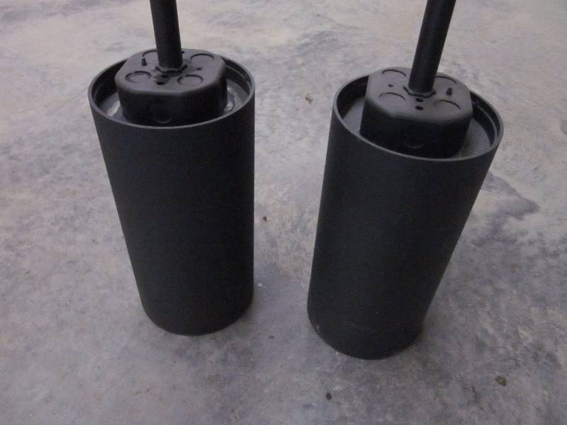 lot 25 image: Commercial Pendant Can Lights (2)