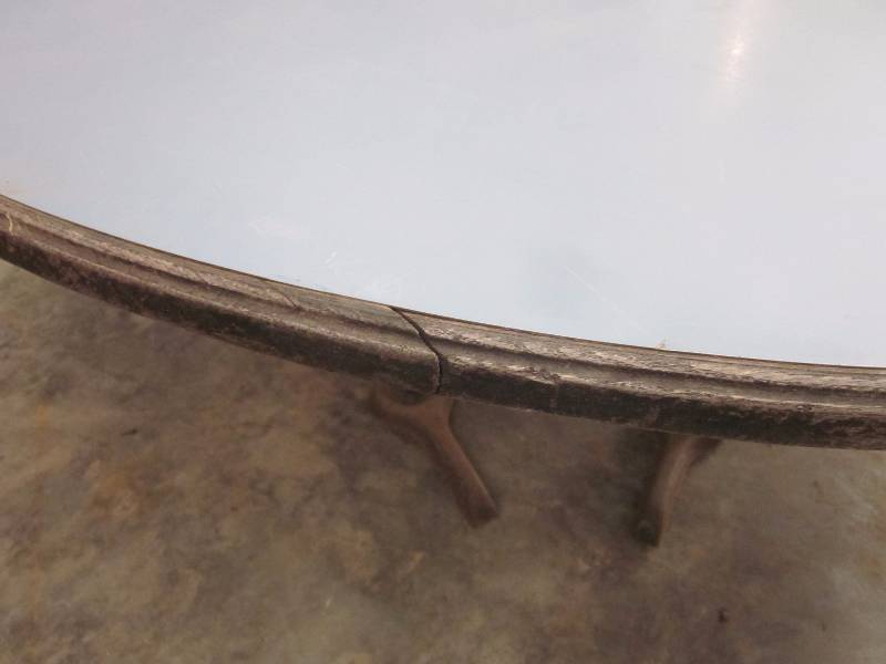 lot 142 image: 60 Round Table with 3 Trestle Legs