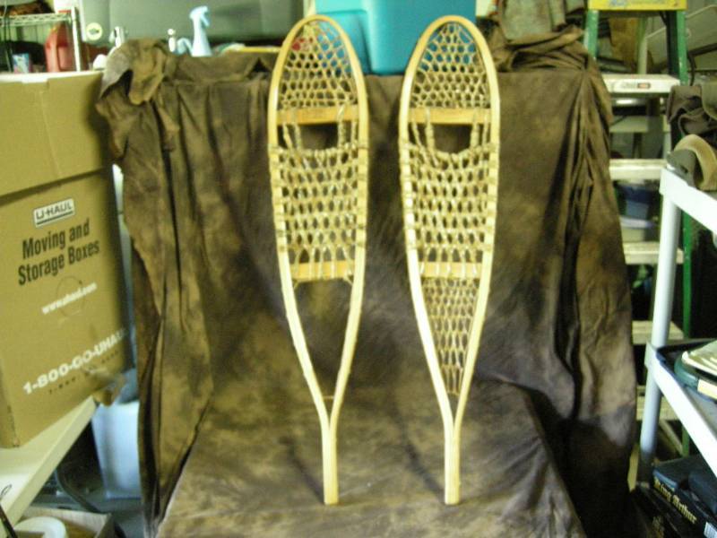 lot 23 image: Viking Snowshoes