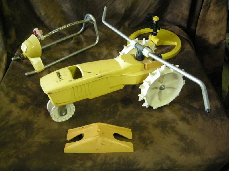 lot 59 image: Nelson Tractor Sprinklers