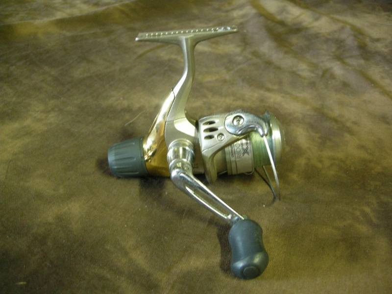 lot 84 image: Shimano CX1000RB Fishing Reel